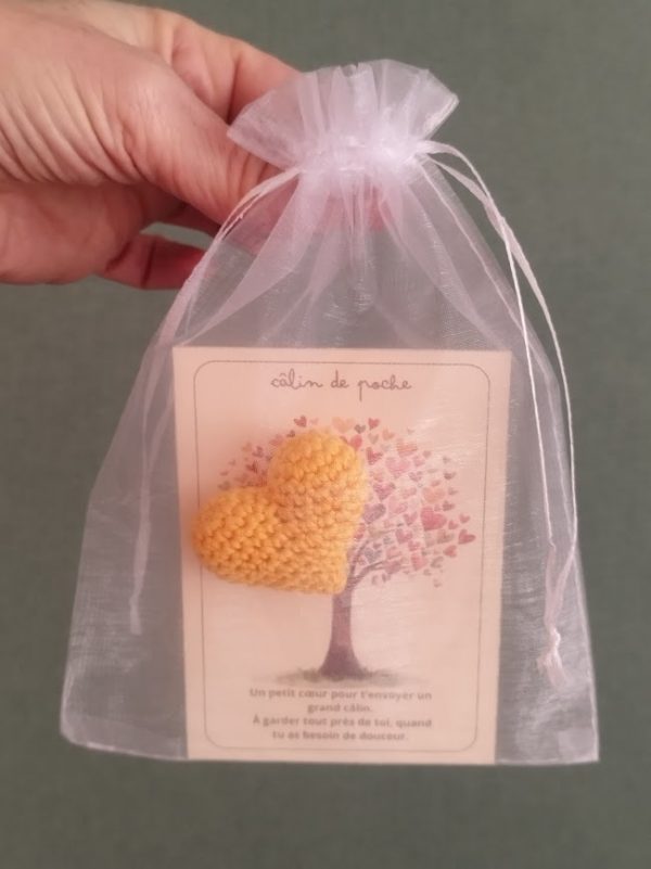 Câlin de poche (arbre coeurs)