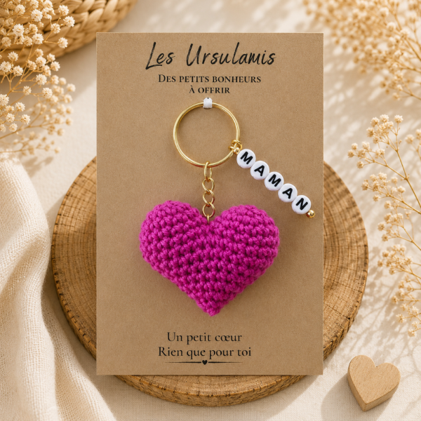 9449aa33-5ee6-4e6a-bc78-15cb99320ec8 Porte-clés cœur personnalisé, prénom ou mot jusqu’à 6 lettres, cœur crocheté fait main.